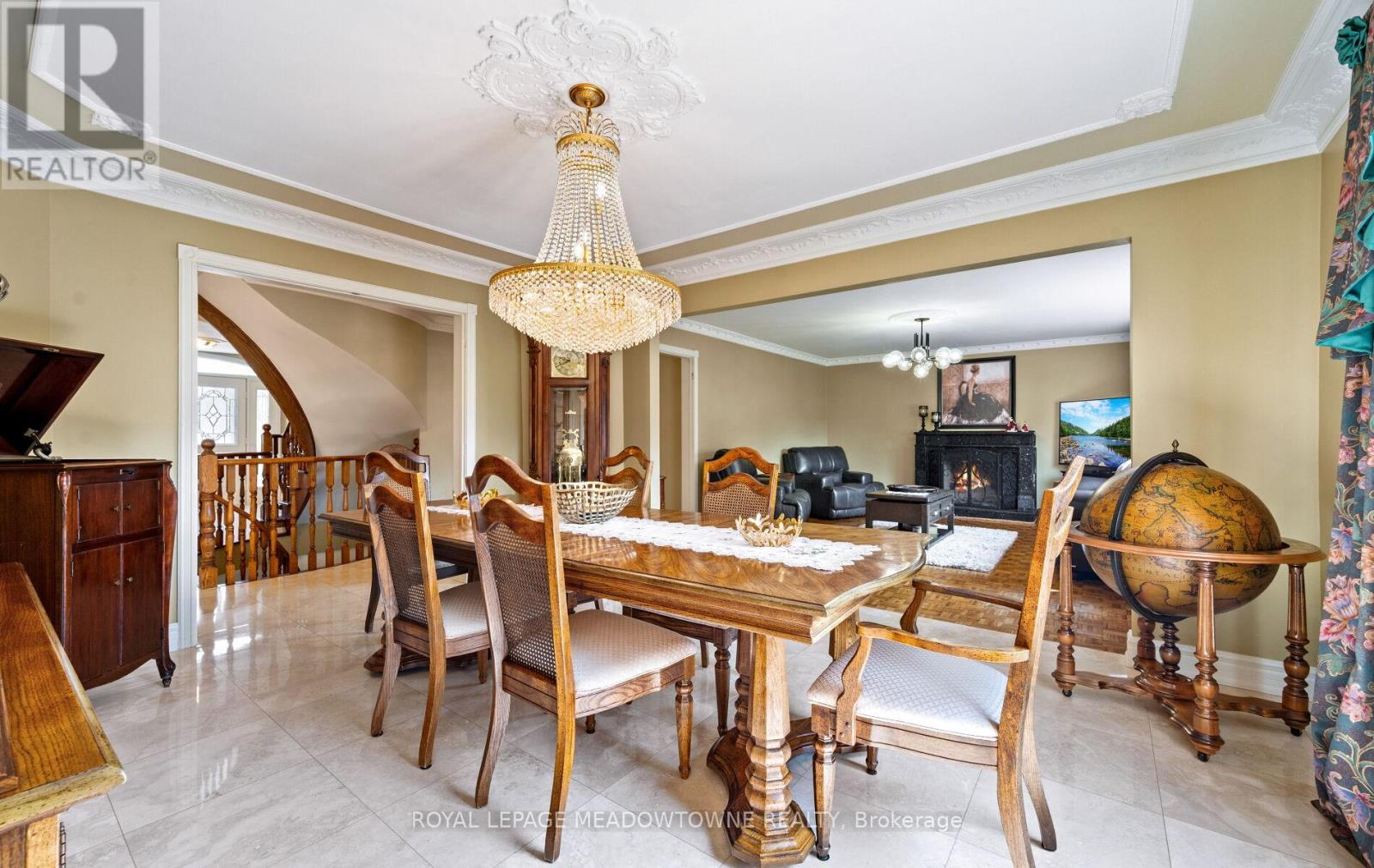 36 Shadywood Road, Brampton, Ontario  L6Z 4M1 - Photo 11 - W12431610