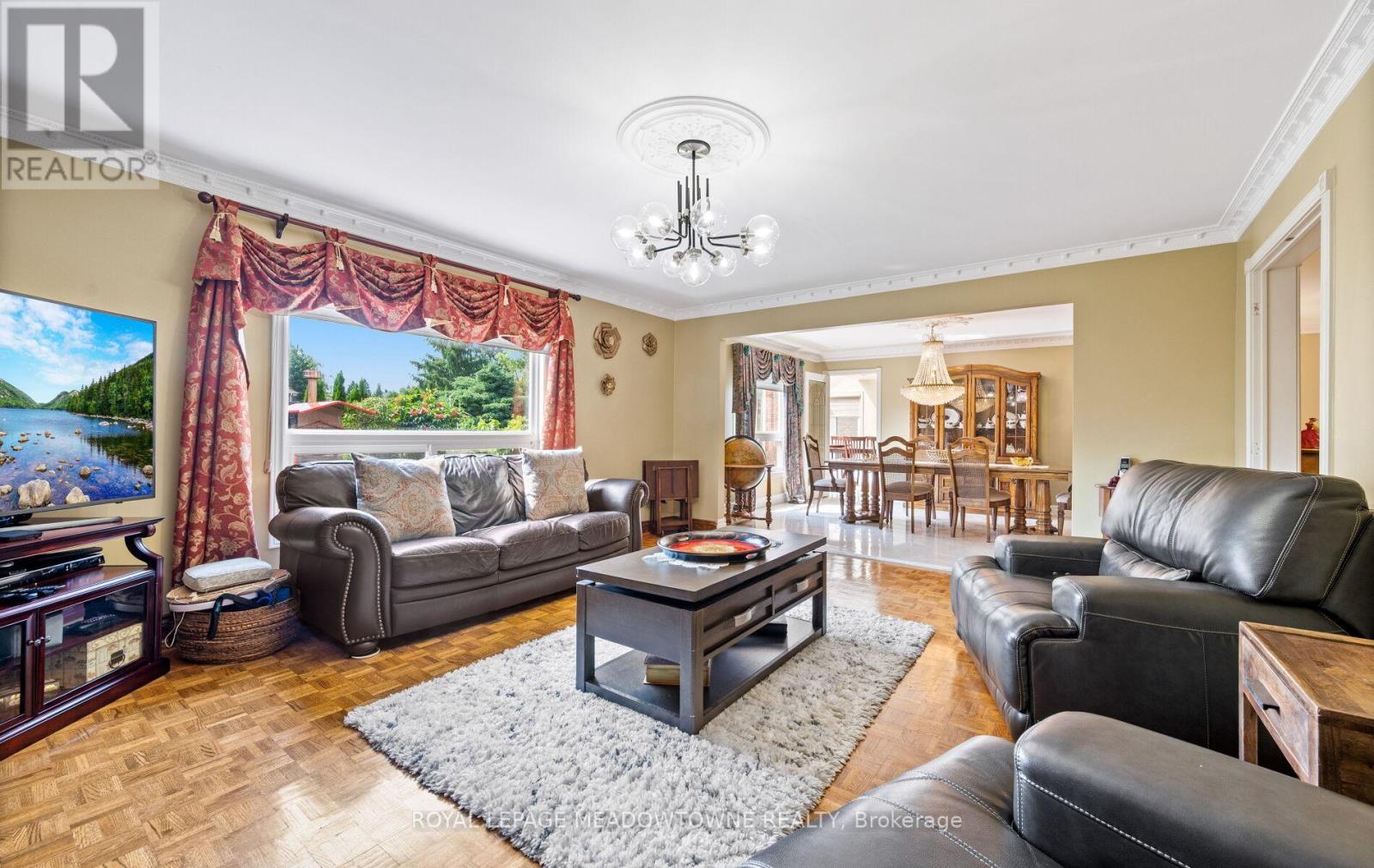 36 Shadywood Road, Brampton, Ontario  L6Z 4M1 - Photo 16 - W12431610