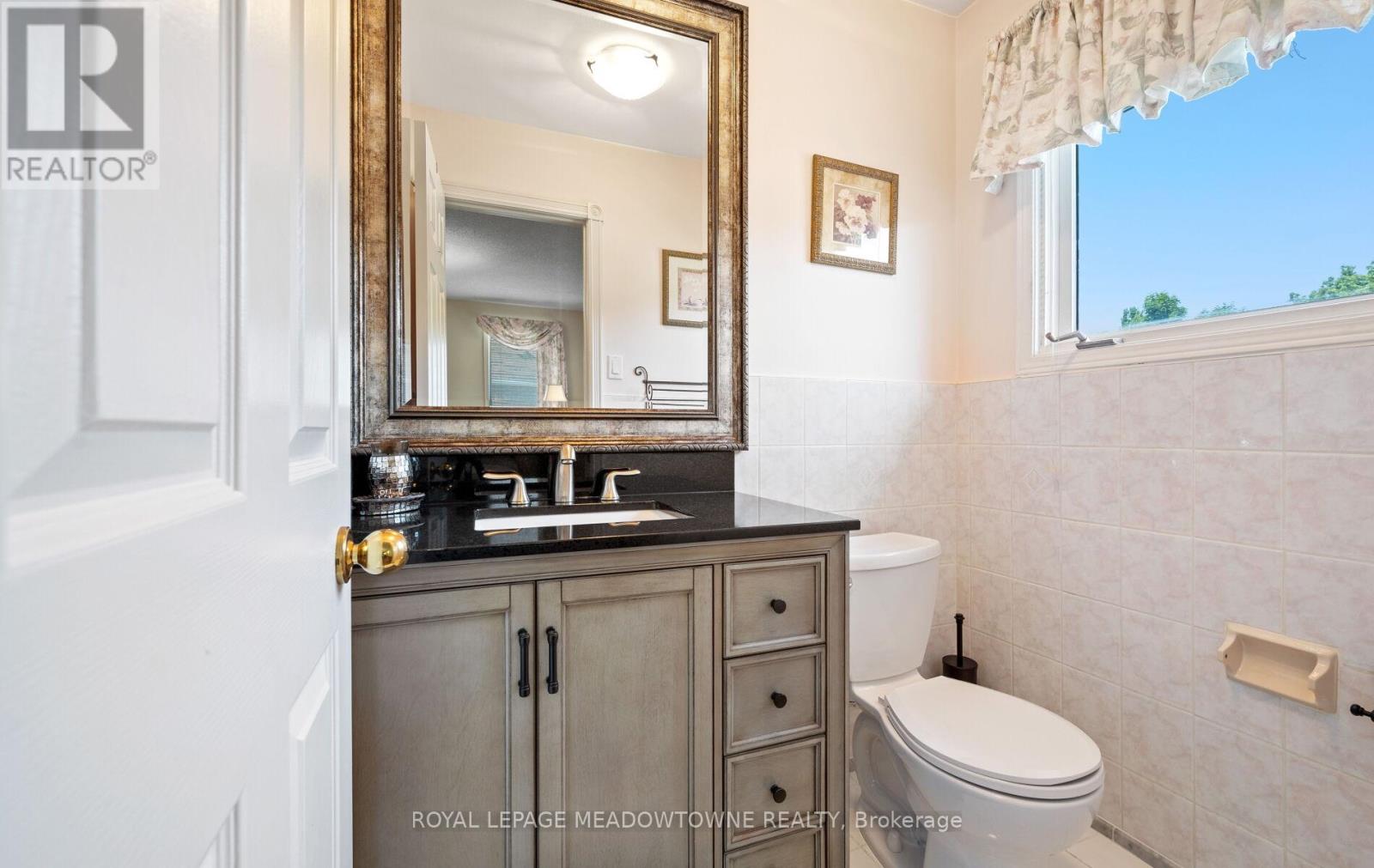 36 Shadywood Road, Brampton, Ontario  L6Z 4M1 - Photo 31 - W12431610