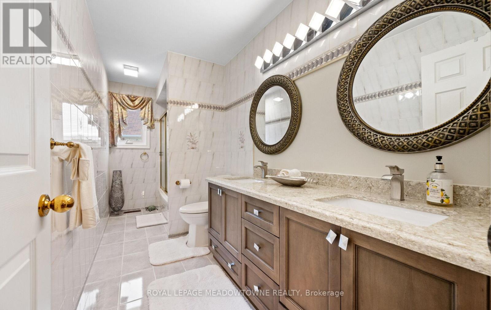36 Shadywood Road, Brampton, Ontario  L6Z 4M1 - Photo 34 - W12431610