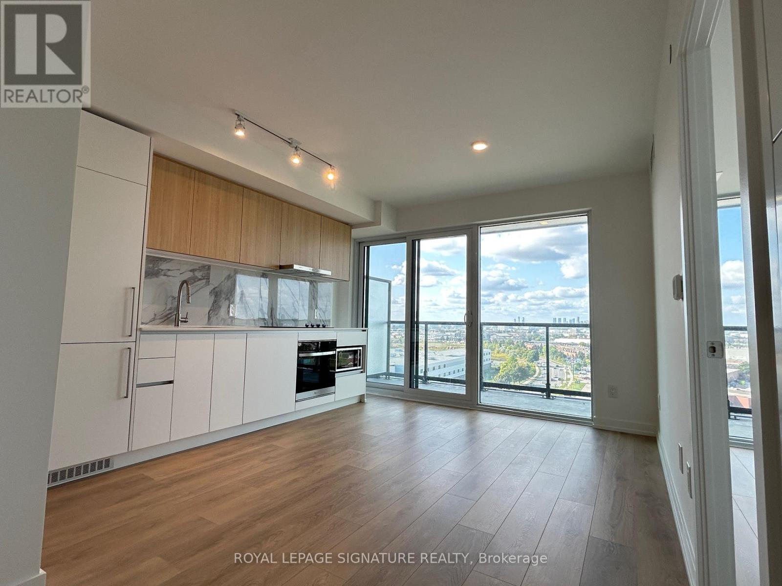 1227 - 1100 Sheppard Avenue W, Toronto, Ontario  M3K 0E4 - Photo 1 - W12431620