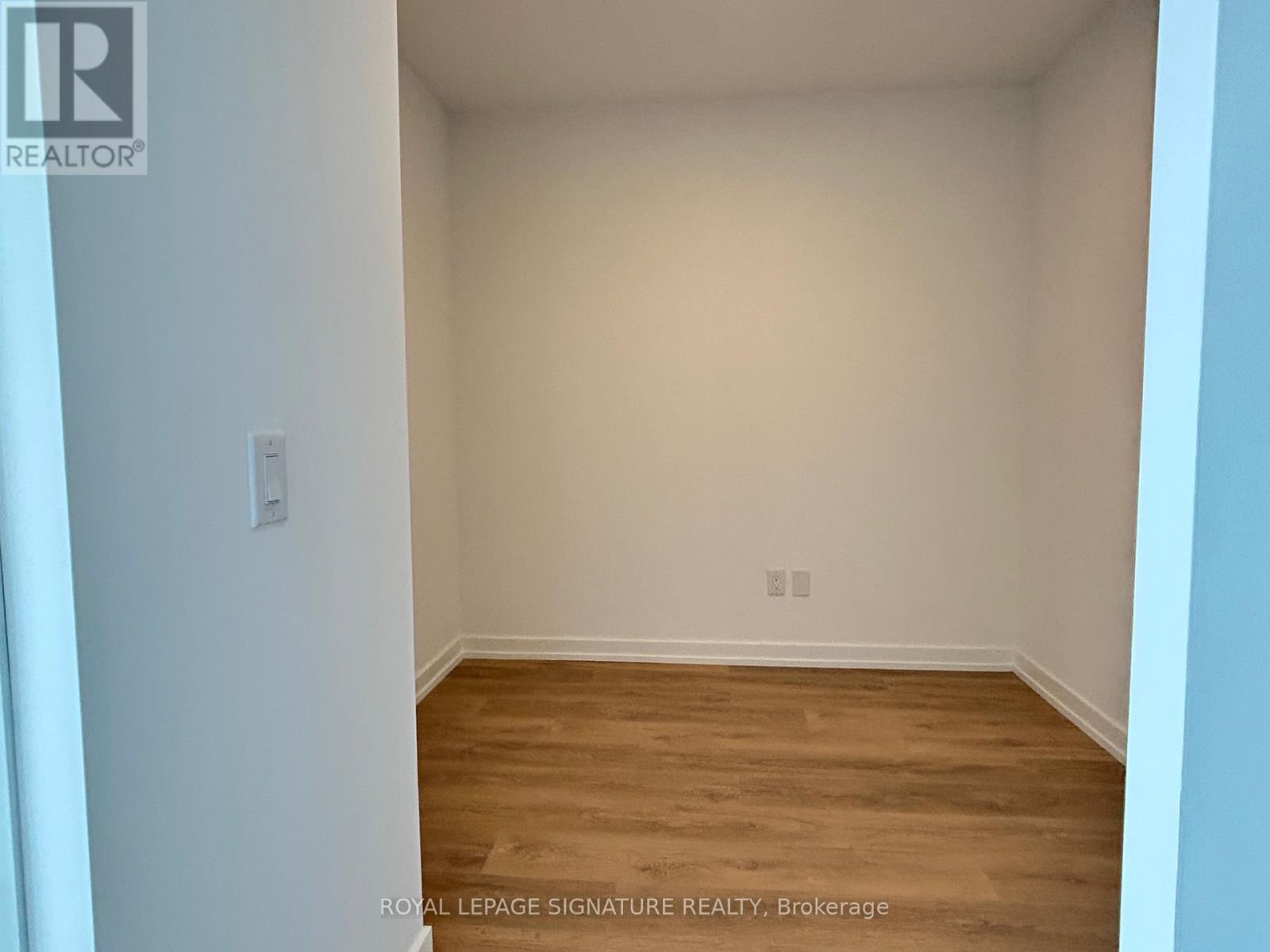 1227 - 1100 Sheppard Avenue W, Toronto, Ontario  M3K 0E4 - Photo 3 - W12431620