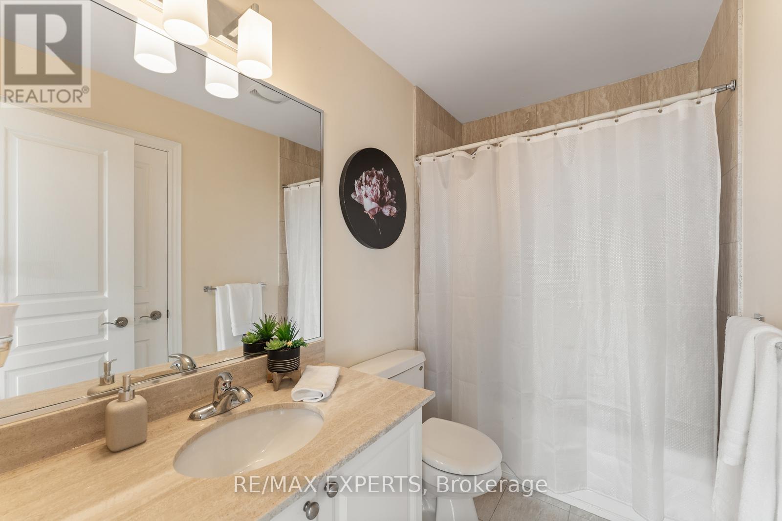 134 Rolling Hills Lane, Caledon, Ontario  L7E 4E1 - Photo 29 - W12431624
