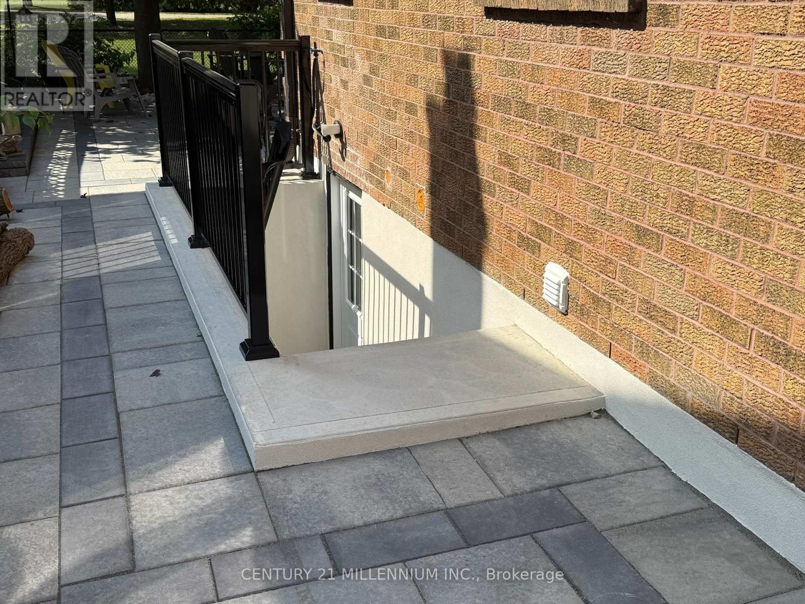 Bsmt - 52 Burgby Avenue, Brampton, Ontario  L6X 3A4 - Photo 3 - W12431631