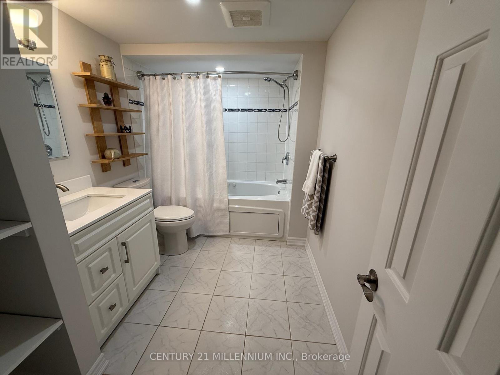Bsmt - 52 Burgby Avenue, Brampton, Ontario  L6X 3A4 - Photo 7 - W12431631