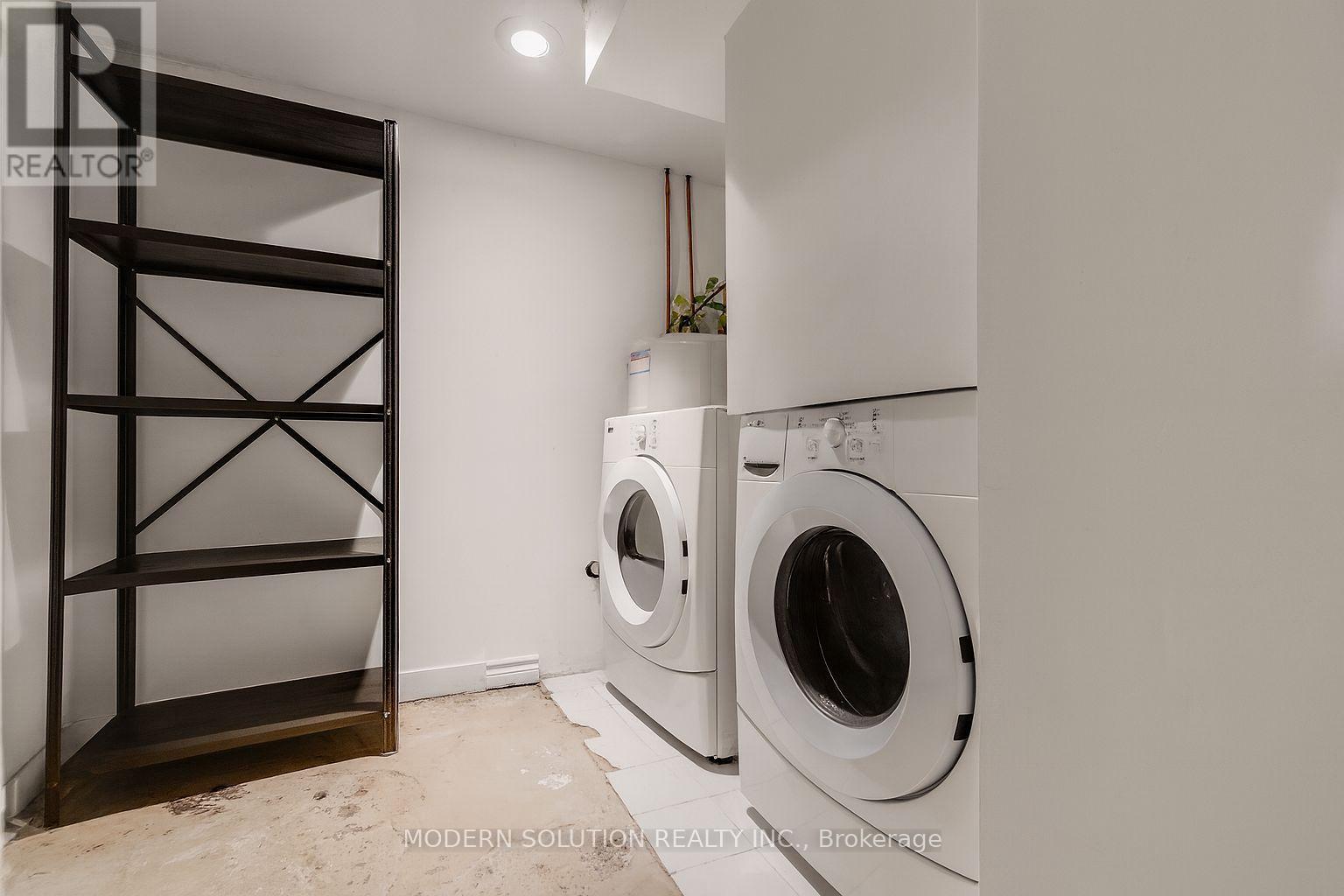 5a Dynevor Road, Toronto, Ontario  M6E 3W7 - Photo 31 - W12431639