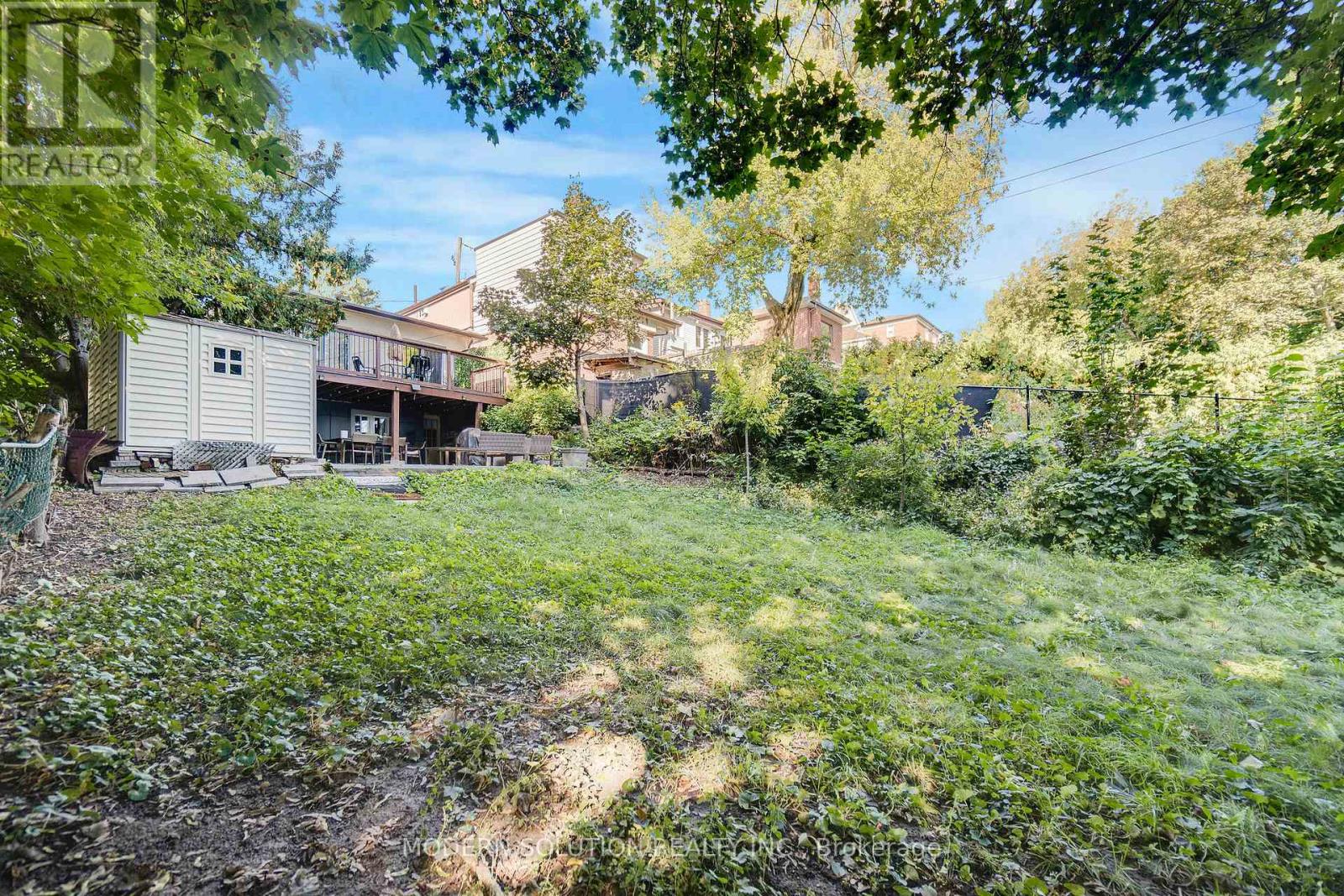 5a Dynevor Road, Toronto, Ontario  M6E 3W7 - Photo 39 - W12431639