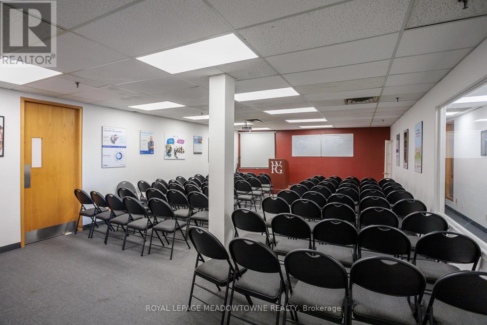 3565 Nashua Drive, Mississauga, Ontario  L4V 1R1 - Photo 7 - W12431657