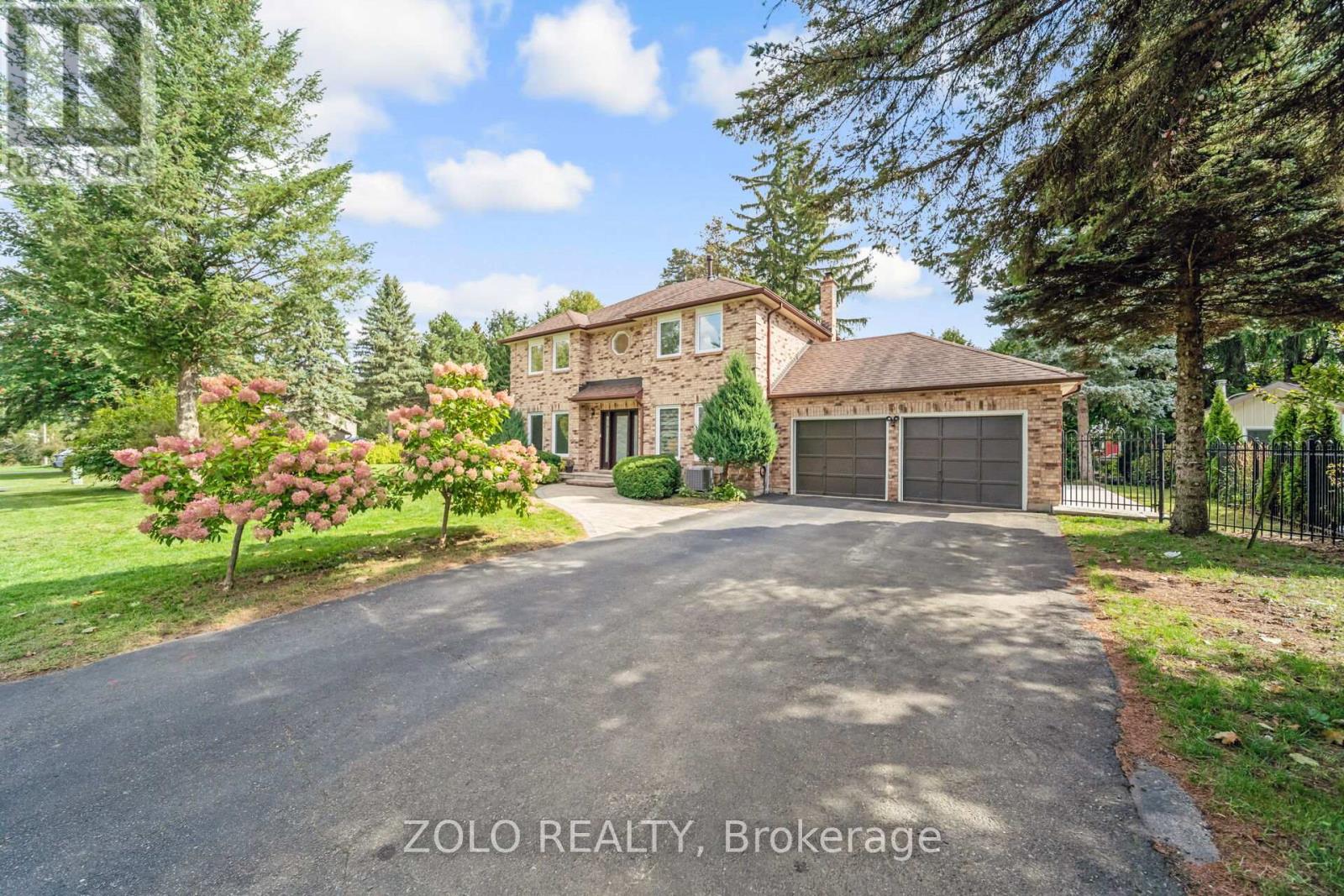 13 Ivan Avenue, Caledon, Ontario  L7C 1G1 - Photo 1 - W12431690