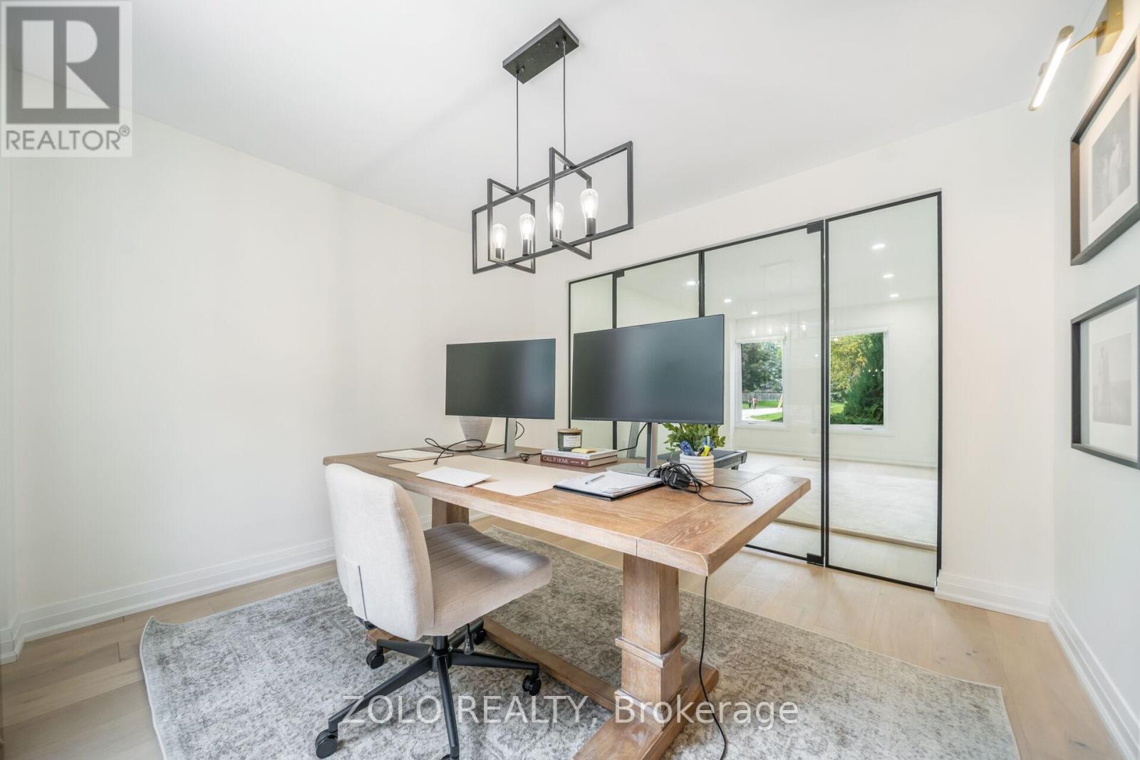 13 Ivan Avenue, Caledon, Ontario  L7C 1G1 - Photo 5 - W12431690