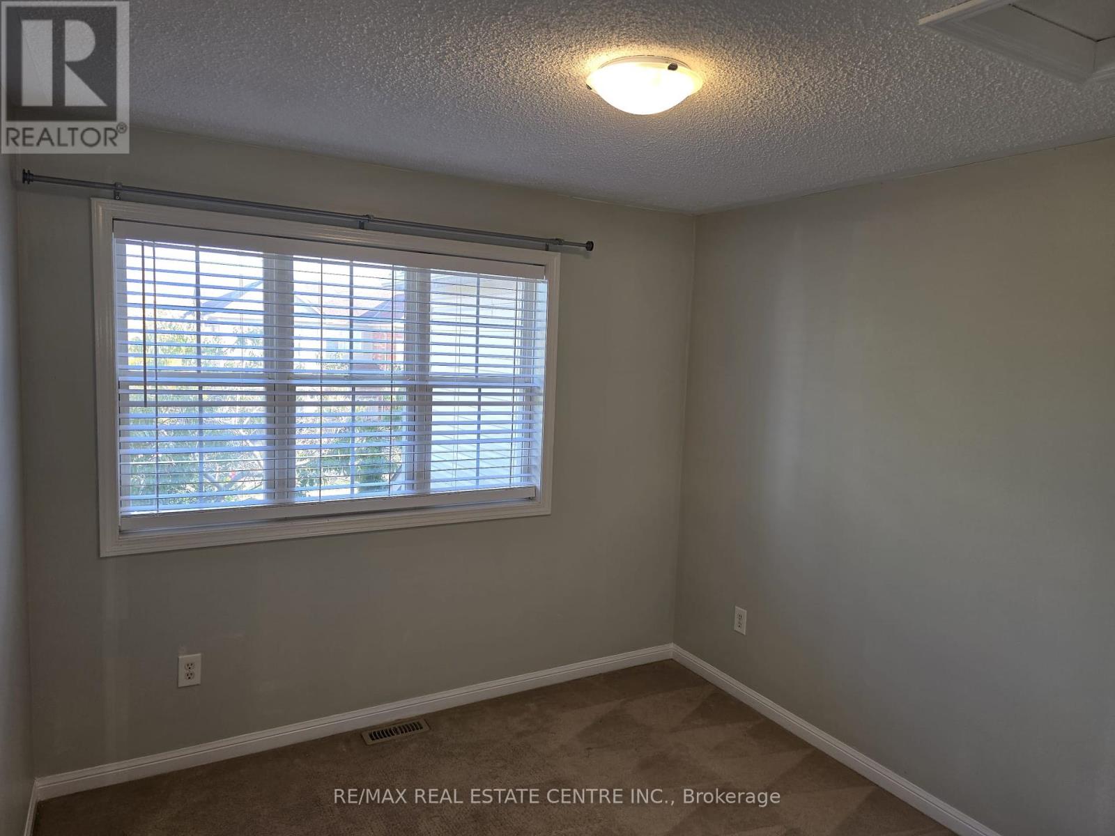 1159 Riddell Crescent, Milton, Ontario  L9T 6Y1 - Photo 24 - W12428737