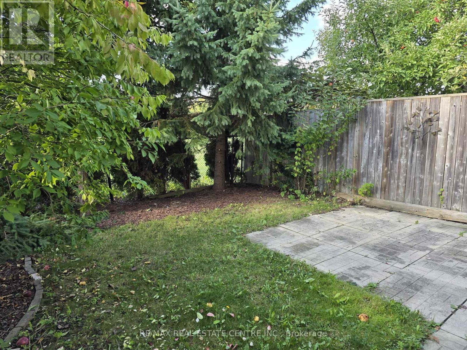 1159 Riddell Crescent, Milton, Ontario  L9T 6Y1 - Photo 14 - W12428737