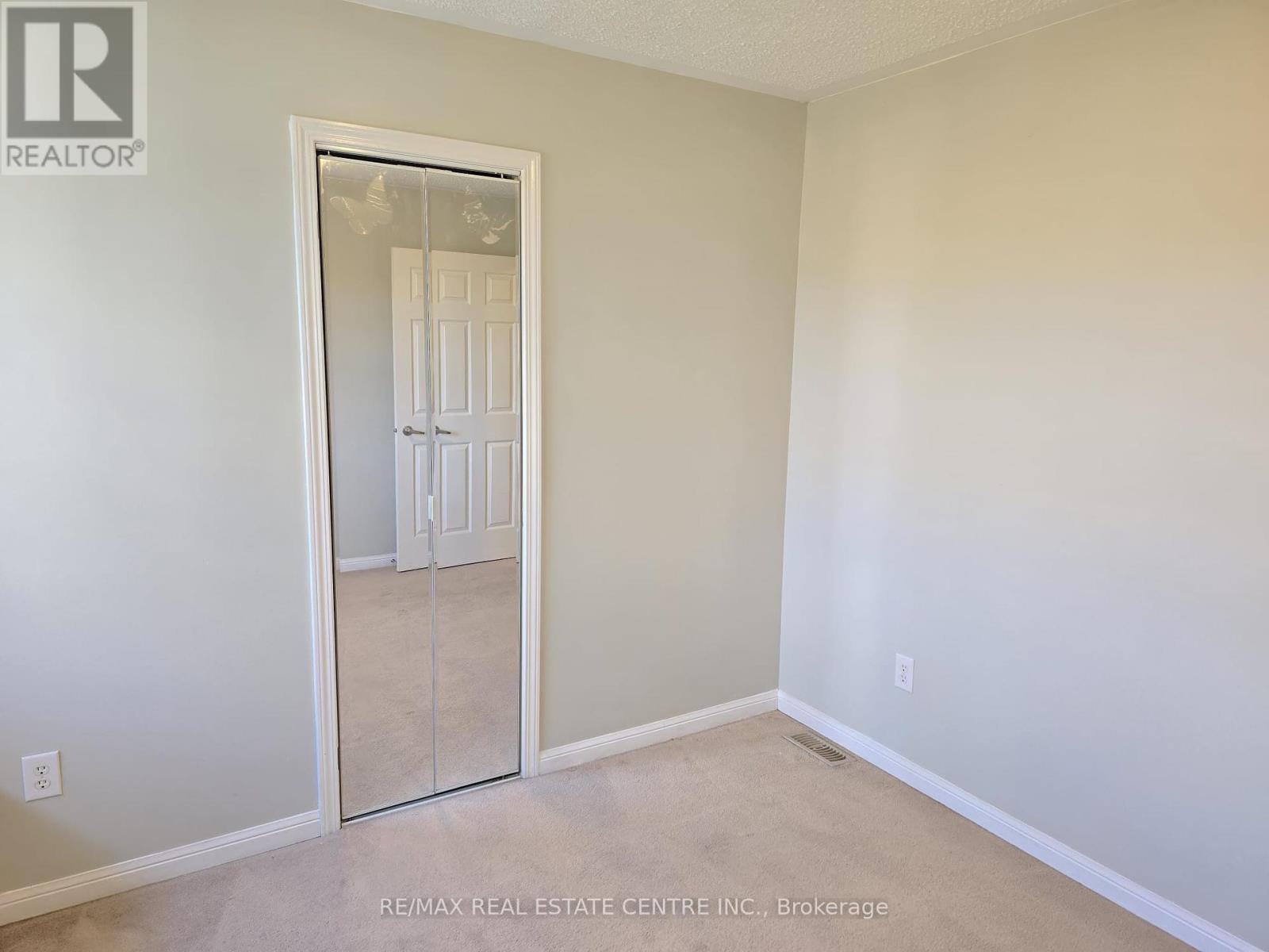 1159 Riddell Crescent, Milton, Ontario  L9T 6Y1 - Photo 29 - W12428737