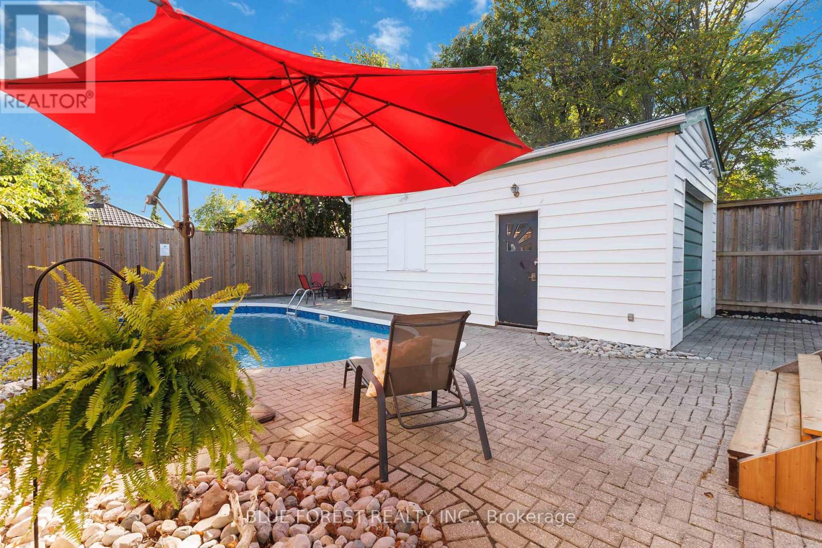 49 Raywood Avenue, London South, Ontario  N6C 1Y6 - Photo 3 - X12431718