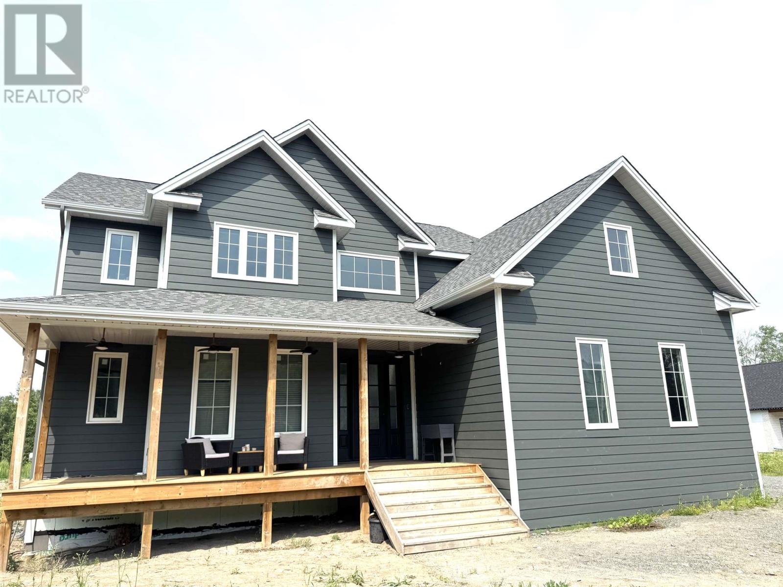 2105 Foothill Dr, Thunder Bay, Ontario  P7J 0L1 - Photo 1 - TB252179