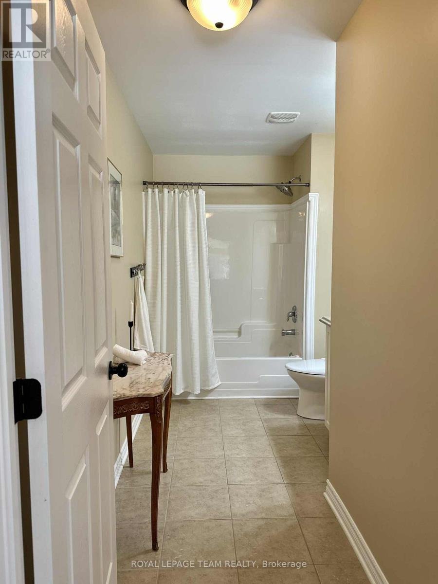 124 Stonewalk Drive, North Grenville, Ontario  K0G 1J0 - Photo 18 - X12431739