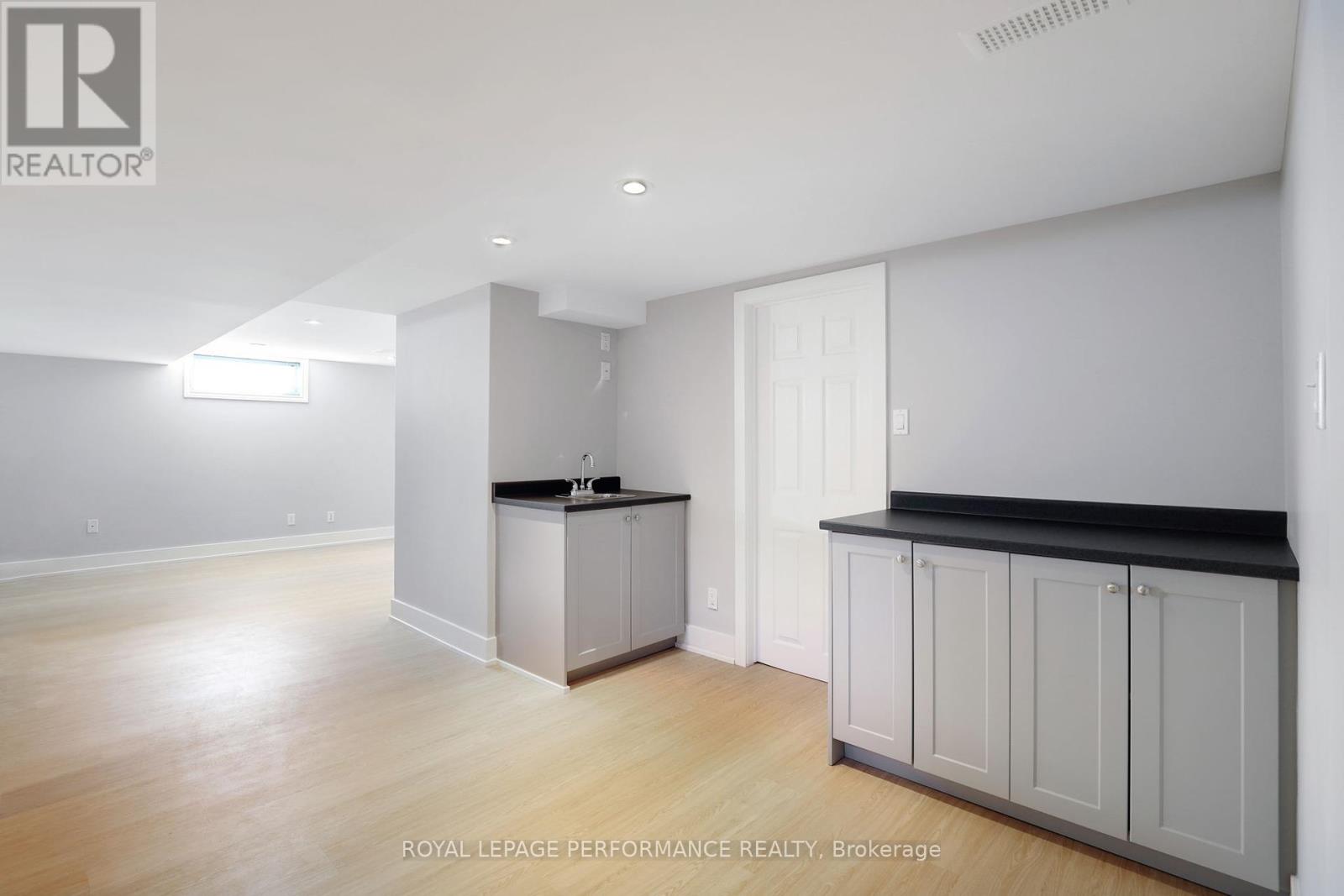 1347 Highgate Road, Ottawa, Ontario  K2C 2Y5 - Photo 23 - X12431742