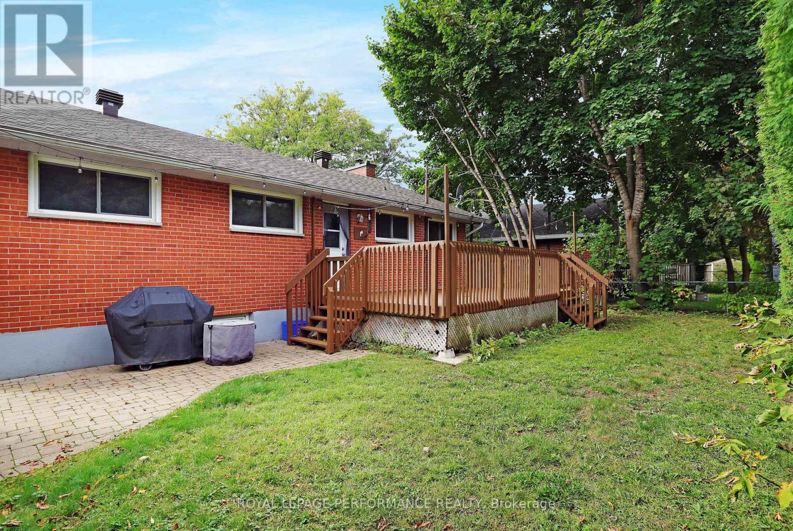 1347 Highgate Road, Ottawa, Ontario  K2C 2Y5 - Photo 30 - X12431742