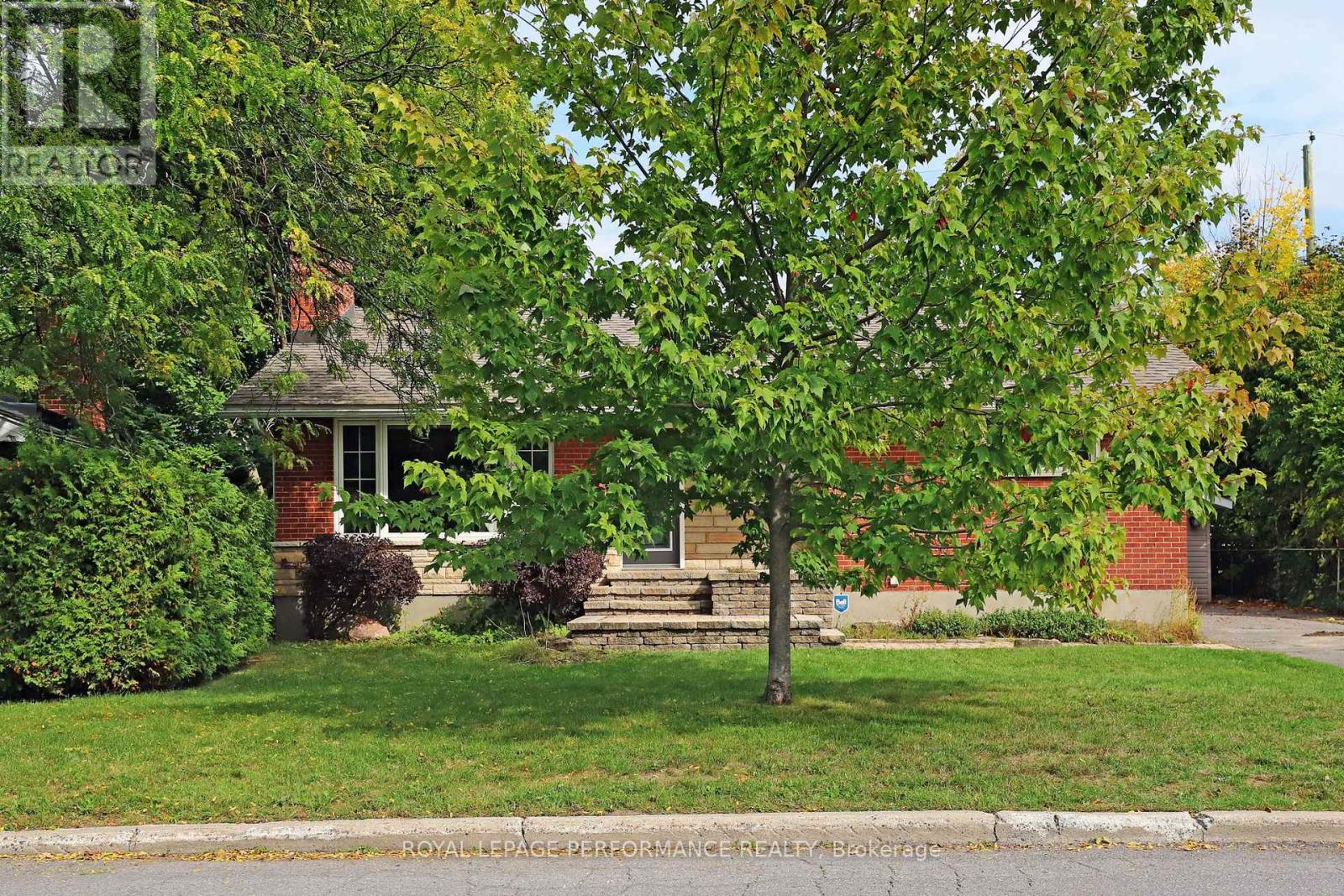 1347 Highgate Road, Ottawa, Ontario  K2C 2Y5 - Photo 32 - X12431742