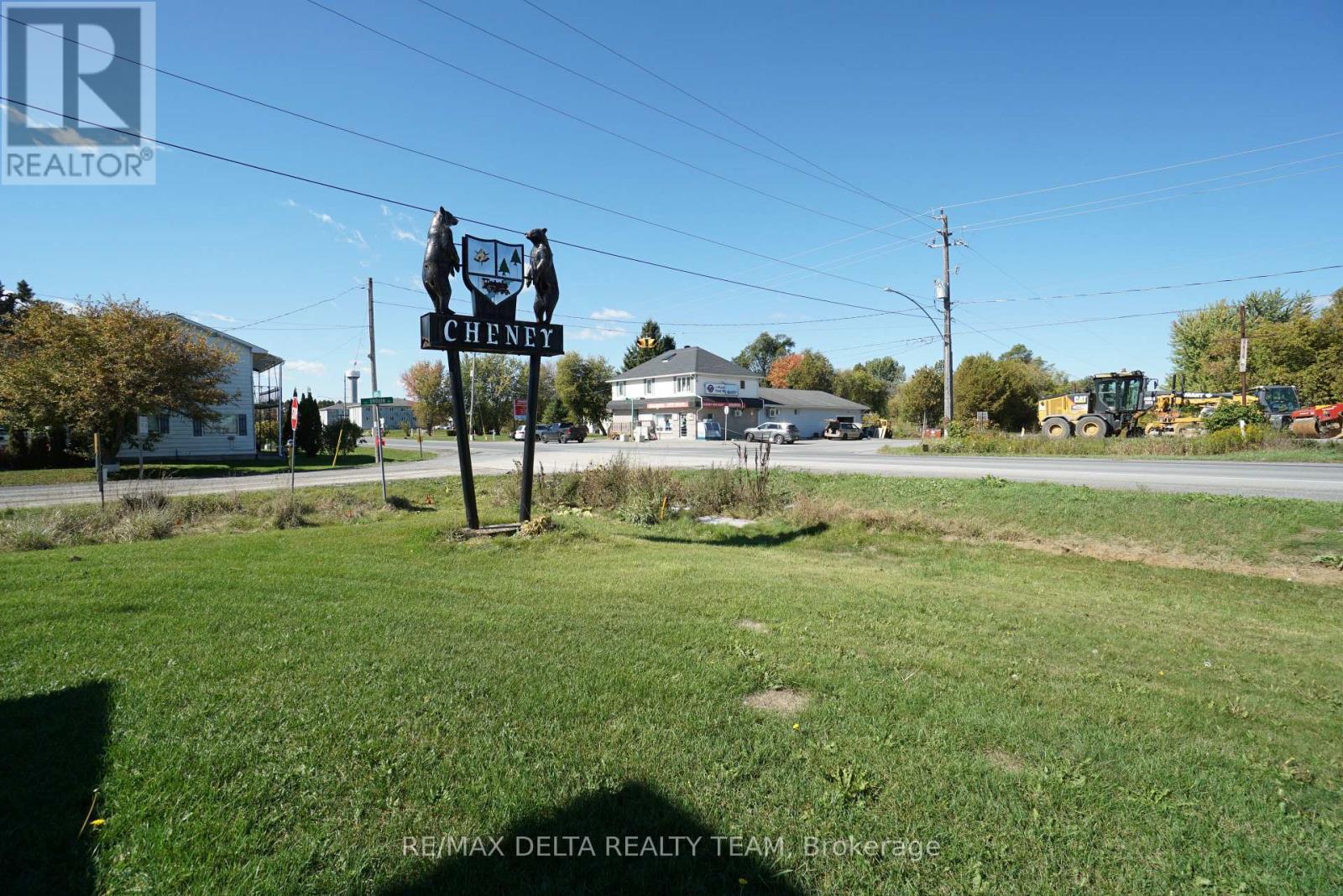 Upper Level - 612 Russell Road, Clarence-Rockland, Ontario  K0A 2A0 - Photo 2 - X12431788