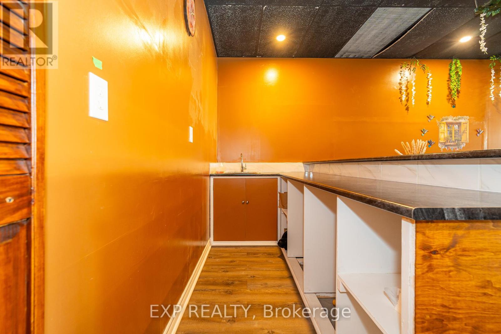 304-306 Preston Street, Ottawa, Ontario  K1R 7R6 - Photo 14 - X12431797
