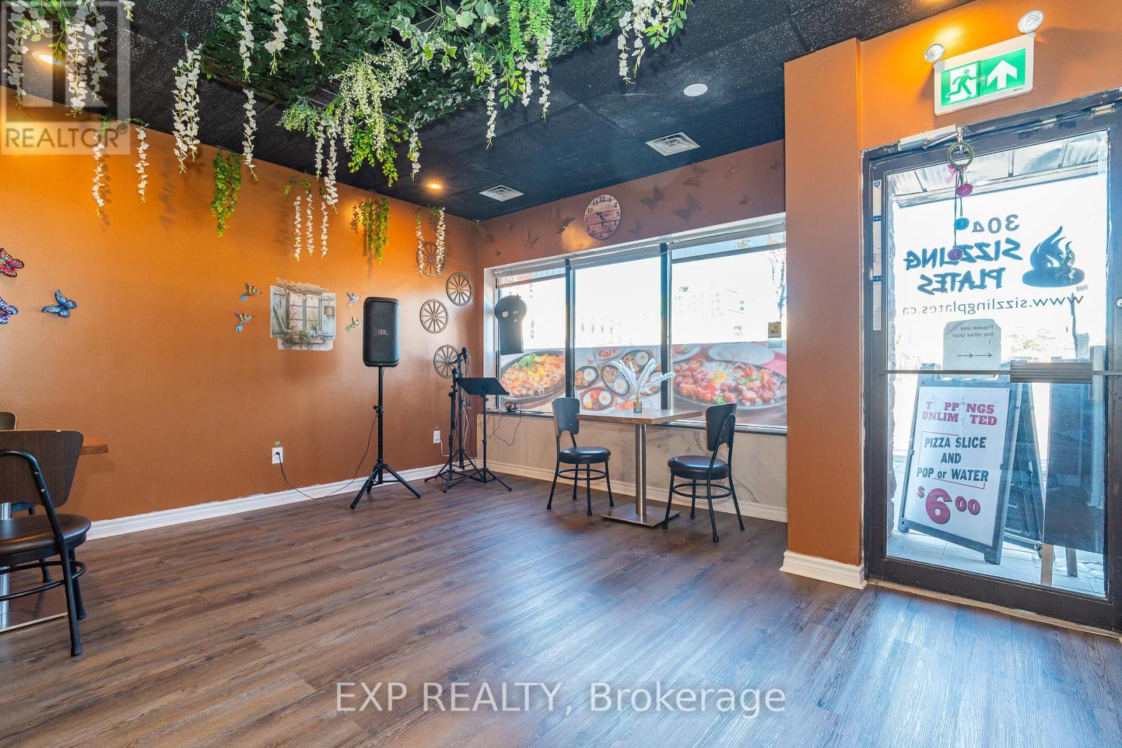 304-306 Preston Street, Ottawa, Ontario  K1R 7R6 - Photo 4 - X12431797