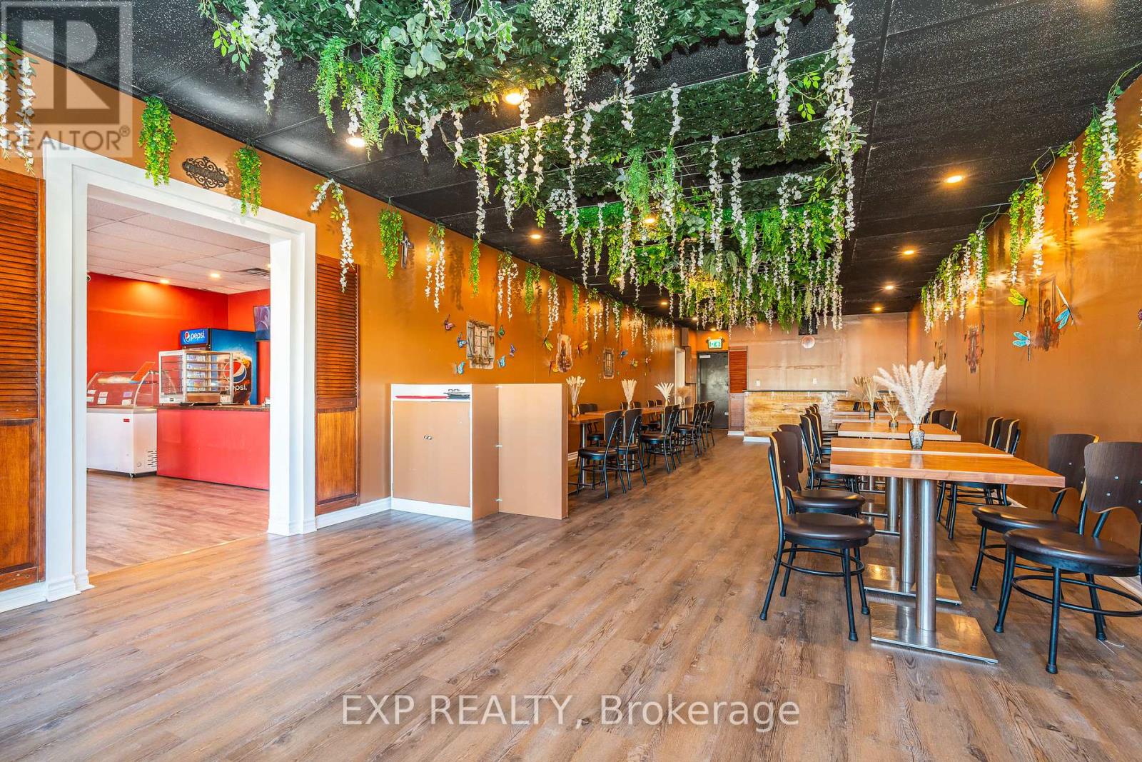 304-306 Preston Street, Ottawa, Ontario  K1R 7R6 - Photo 5 - X12431797