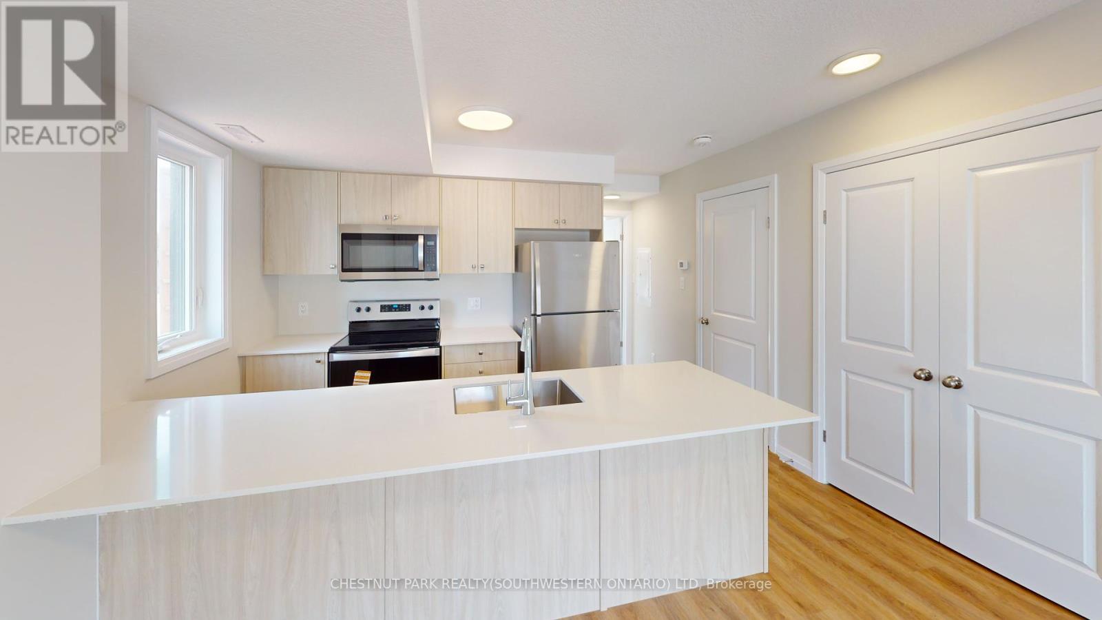 D3 - 410 Northfield Drive W, Waterloo, Ontario  N2L 0A6 - Photo 4 - X12431604