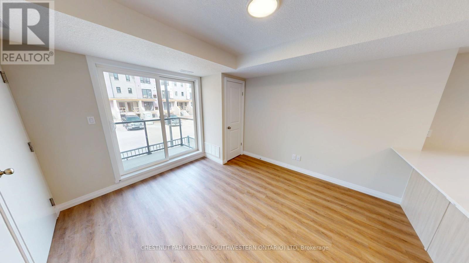D3 - 410 Northfield Drive W, Waterloo, Ontario  N2L 0A6 - Photo 8 - X12431604