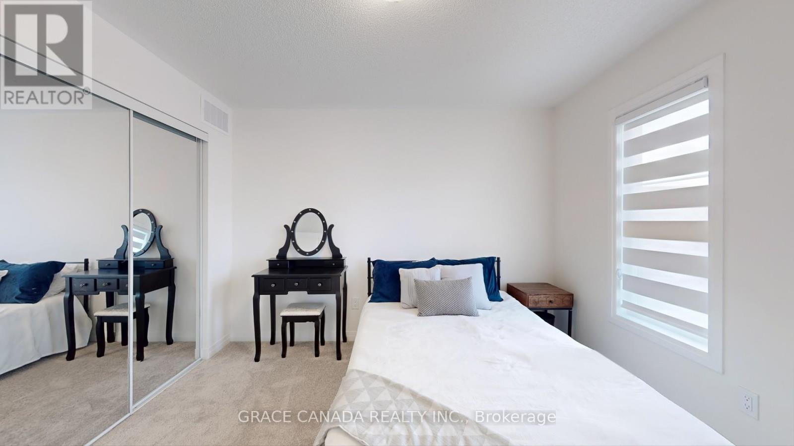 469 Provident Way, Hamilton, Ontario  L0R 1W0 - Photo 39 - X12431619