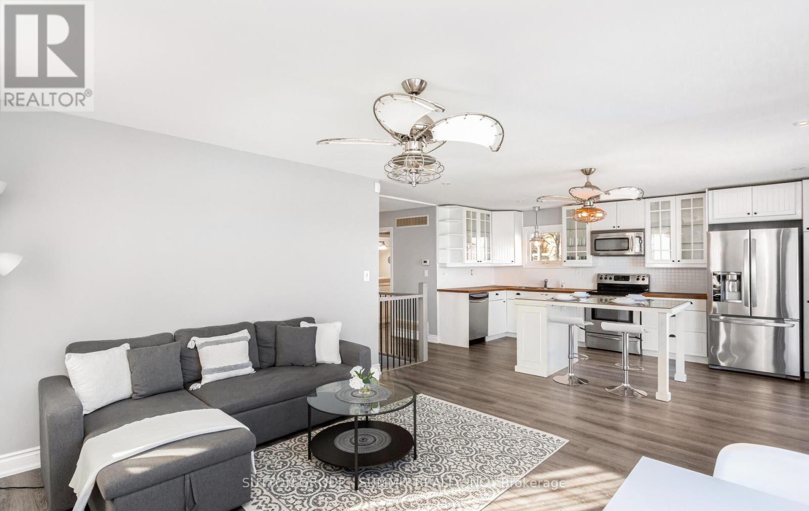 18 1/2 Lakeshore Drive, Hamilton, Ontario  L8E 5C6 - Photo 12 - X12431642