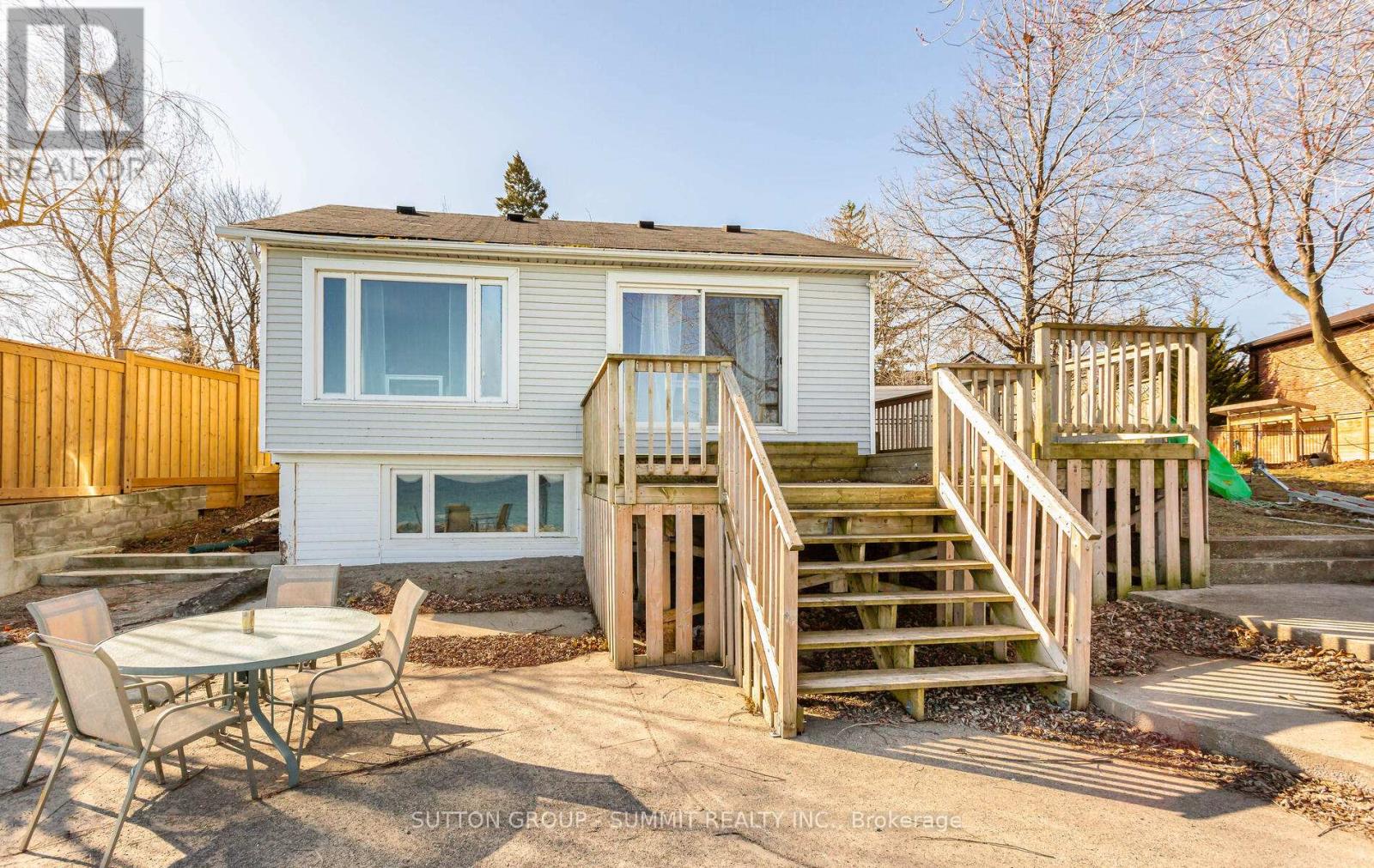 18 1/2 Lakeshore Drive, Hamilton, Ontario  L8E 5C6 - Photo 22 - X12431642