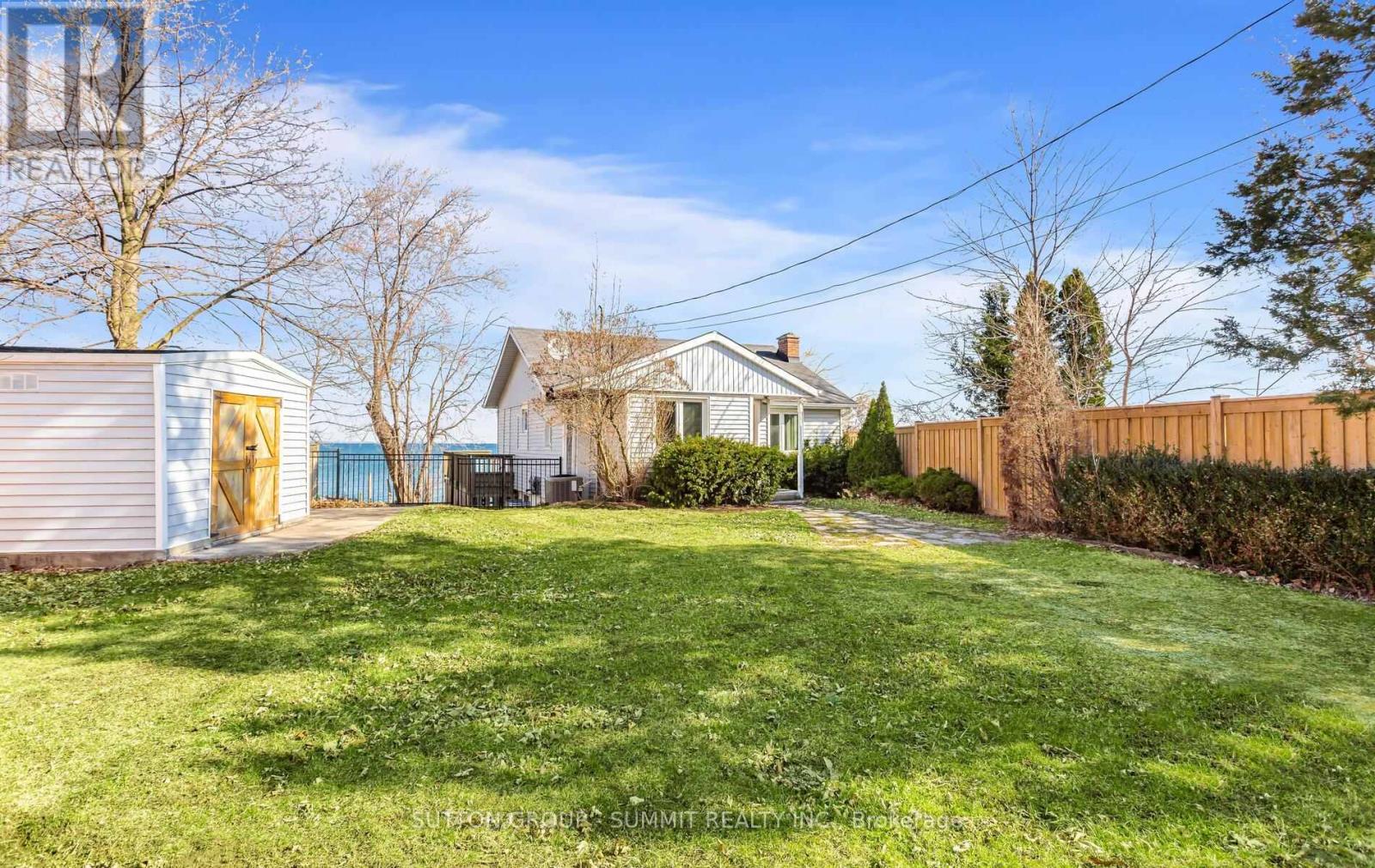 18 1/2 Lakeshore Drive, Hamilton, Ontario  L8E 5C6 - Photo 7 - X12431642