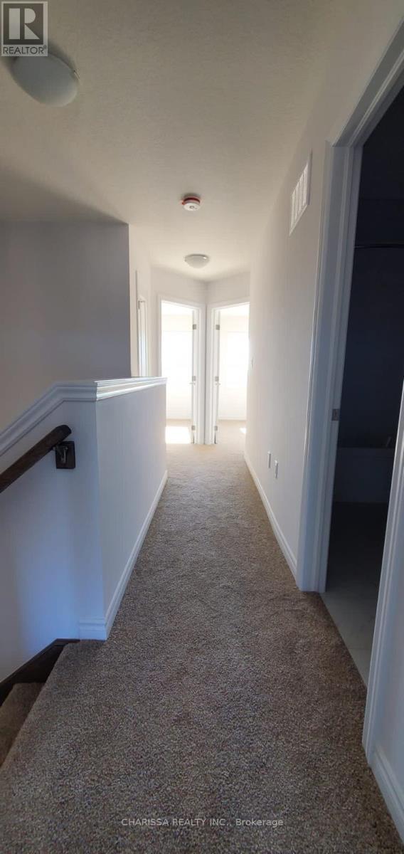 48 - 61 Soho Street, Hamilton, Ontario  L8J 0M6 - Photo 10 - X12431656