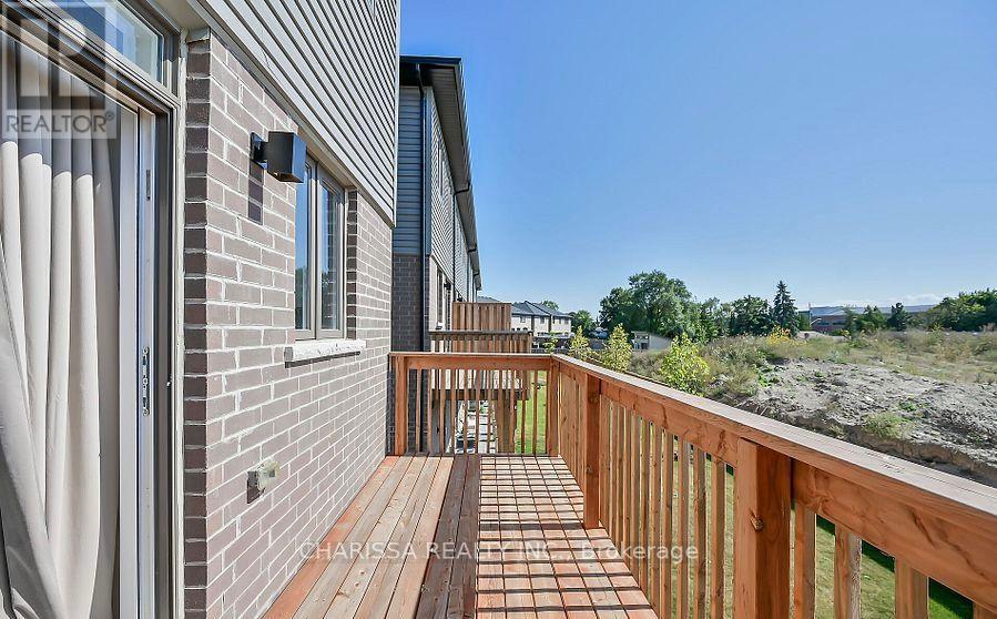 48 - 61 Soho Street, Hamilton, Ontario  L8J 0M6 - Photo 18 - X12431656