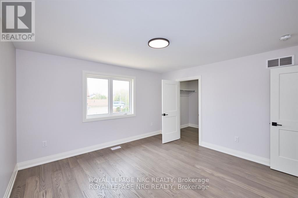 149 Hodgkins Avenue, Thorold (Allanburg/thorold South), Ontario  L2V 0M6 - Photo 22 - X12431741