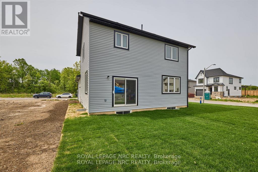 149 Hodgkins Avenue, Thorold (Allanburg/thorold South), Ontario  L2V 0M6 - Photo 27 - X12431741