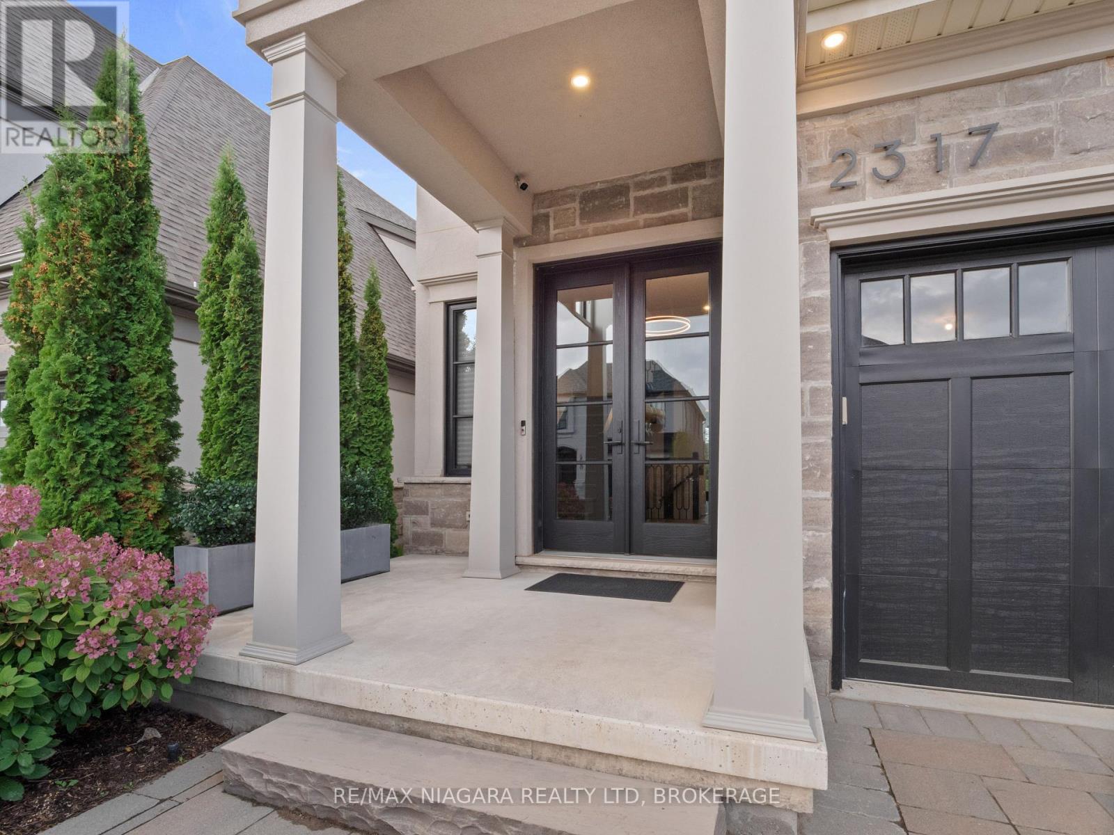 2317 Terravita Drive, Niagara Falls (Stamford), Ontario  L2J 0E9 - Photo 2 - X12431777