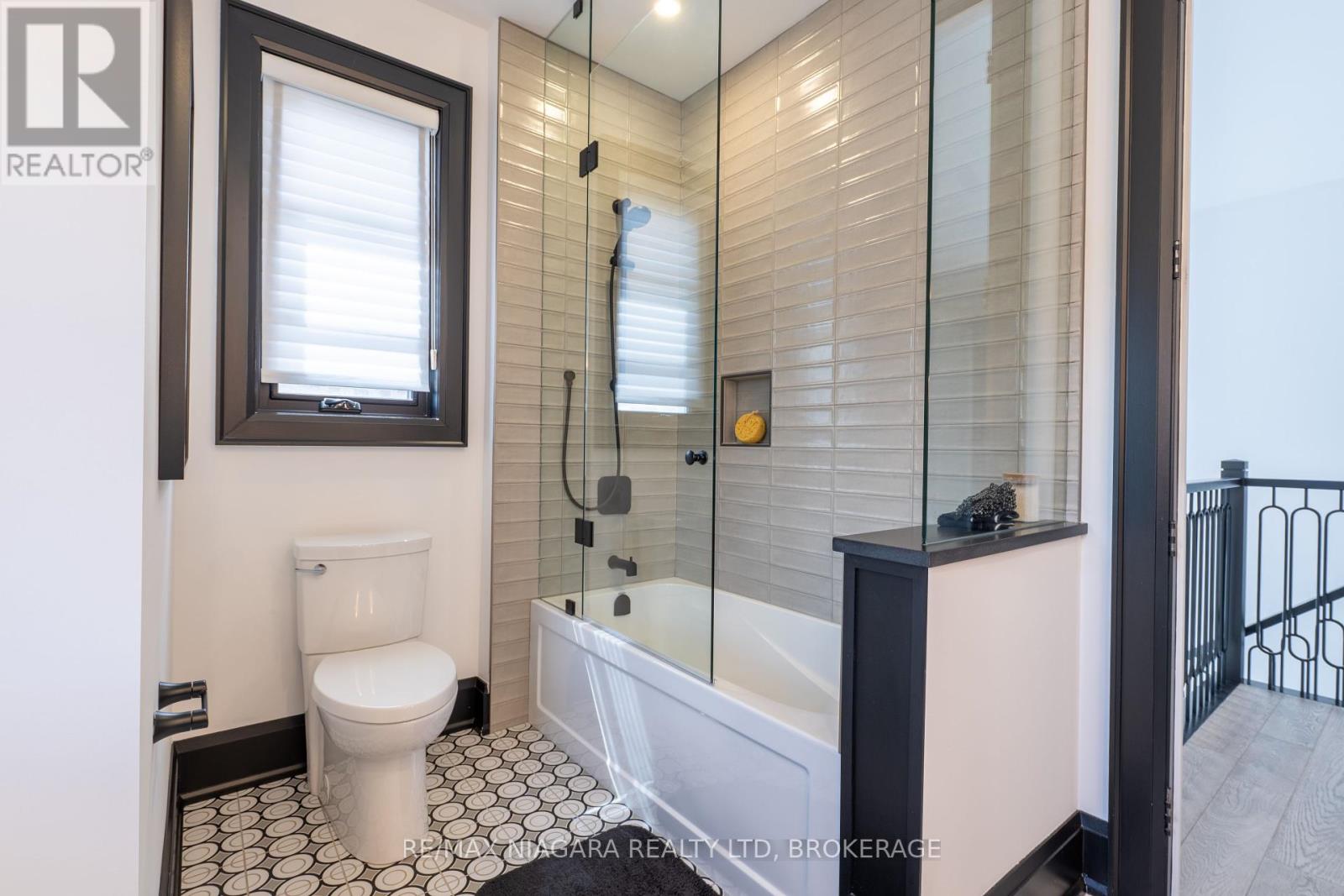 2317 Terravita Drive, Niagara Falls (Stamford), Ontario  L2J 0E9 - Photo 30 - X12431777