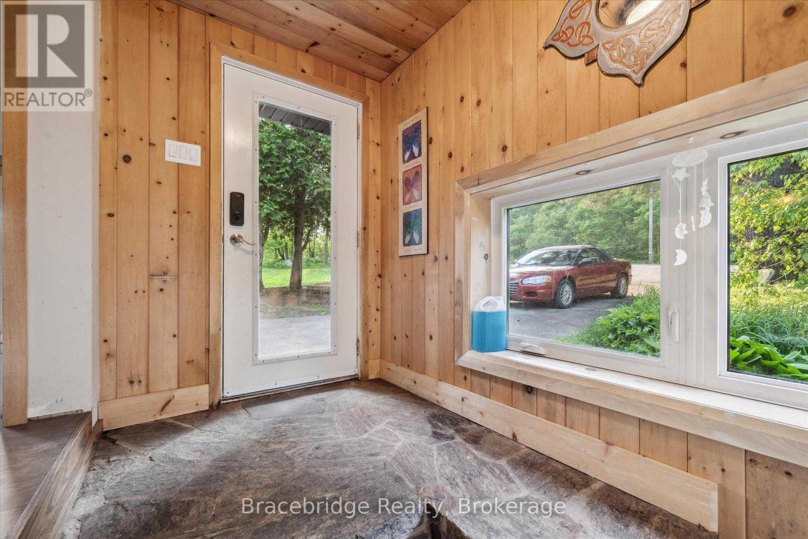 1151 Beatrice Twn Line, Bracebridge, Ontario  P1L 1X4 - Photo 9 - X12431724