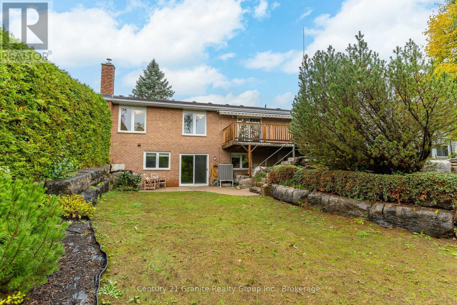 34 Cedartree Lane, Kawartha Lakes, Ontario  K0M 1A0 - Photo 38 - X12431737