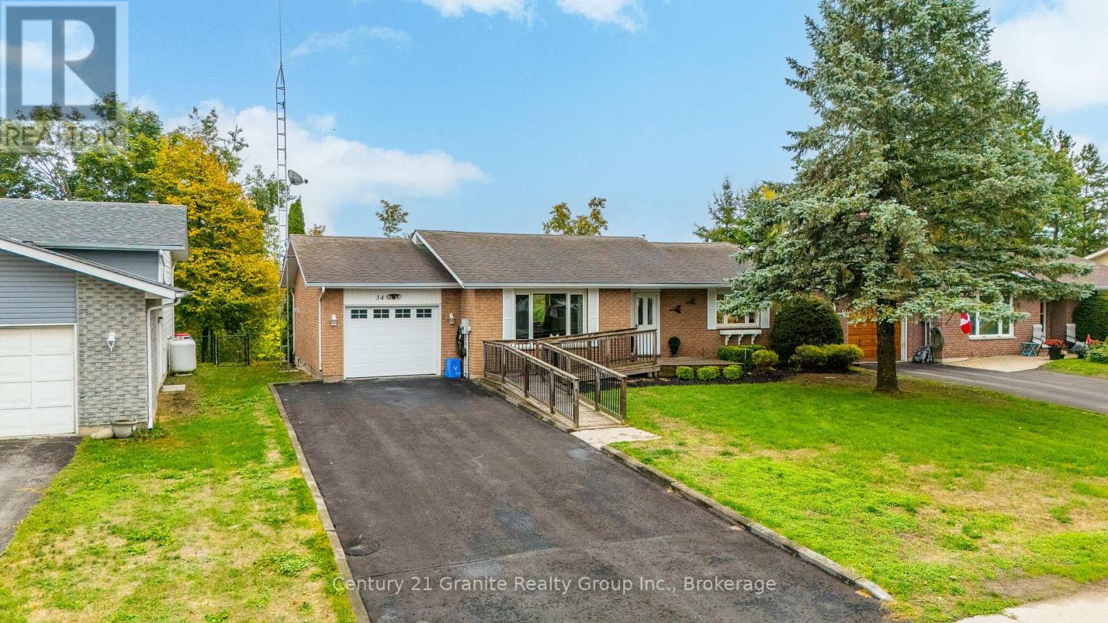 34 Cedartree Lane, Kawartha Lakes, Ontario  K0M 1A0 - Photo 41 - X12431737