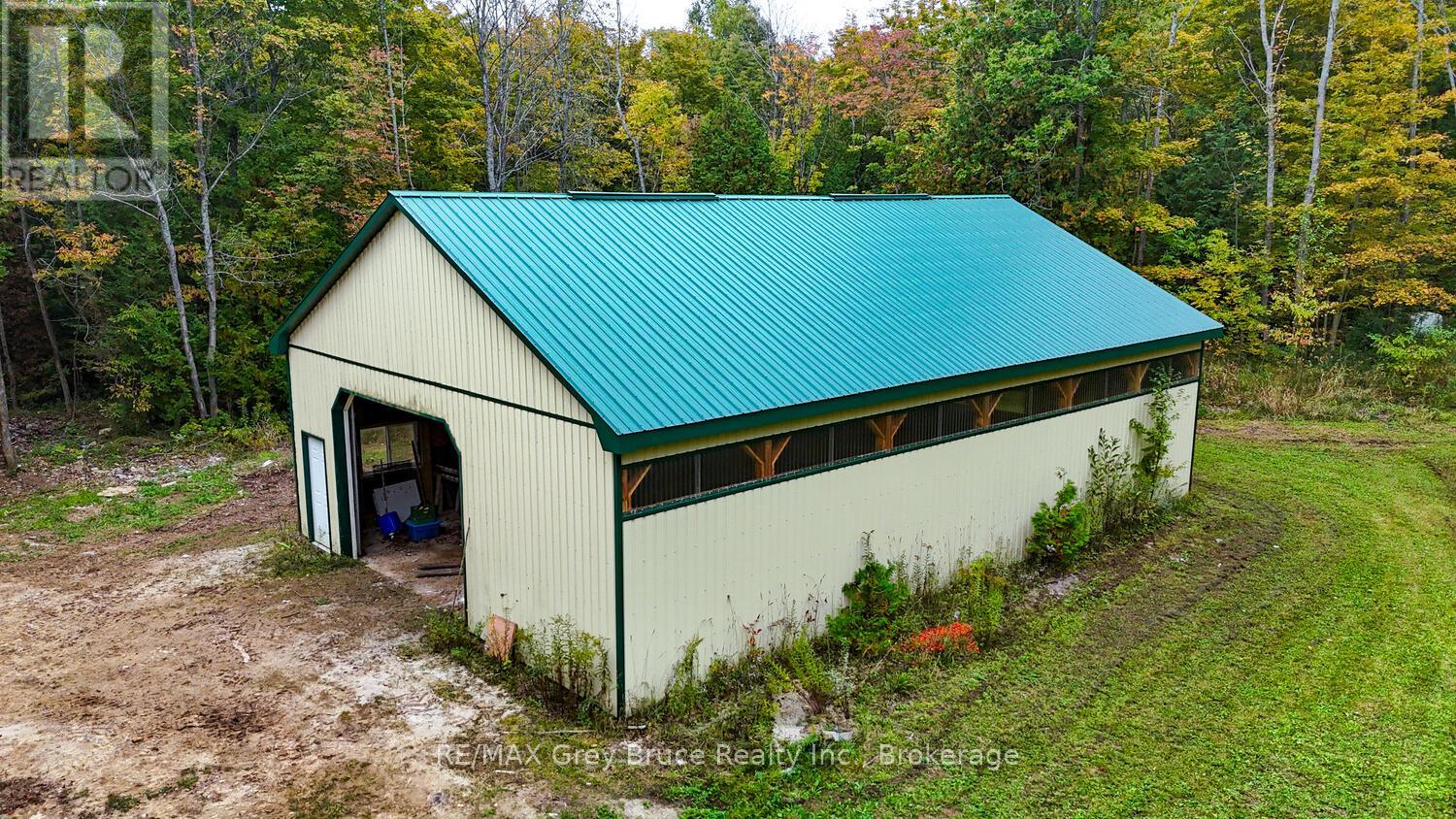 217 Kings Crescent, South Bruce Peninsula, Ontario  N0H 2T0 - Photo 43 - X12431760