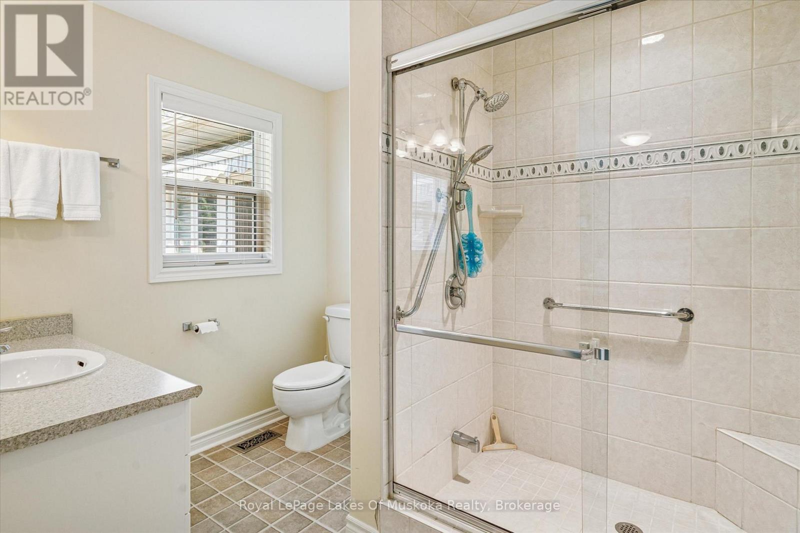 7 Inveraray Court, Bracebridge, Ontario  P1L 2H2 - Photo 19 - X12431781