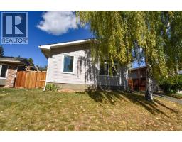 112 Woodvale Road SW Woodlands
