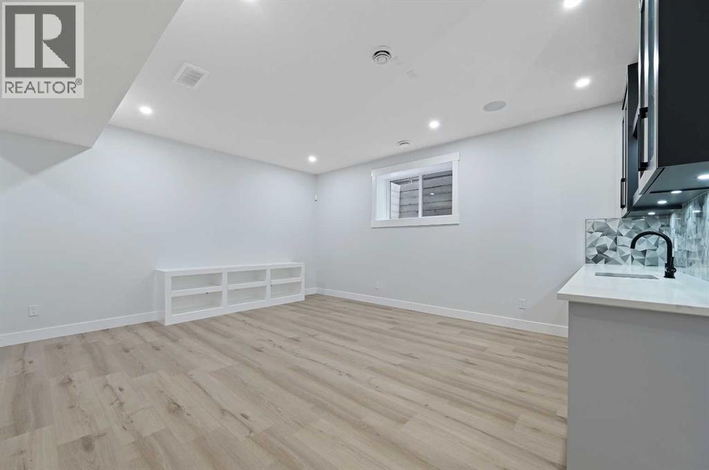 107 Hartford Road Nw, Calgary, Alberta  T2K 2A7 - Photo 31 - A2253865