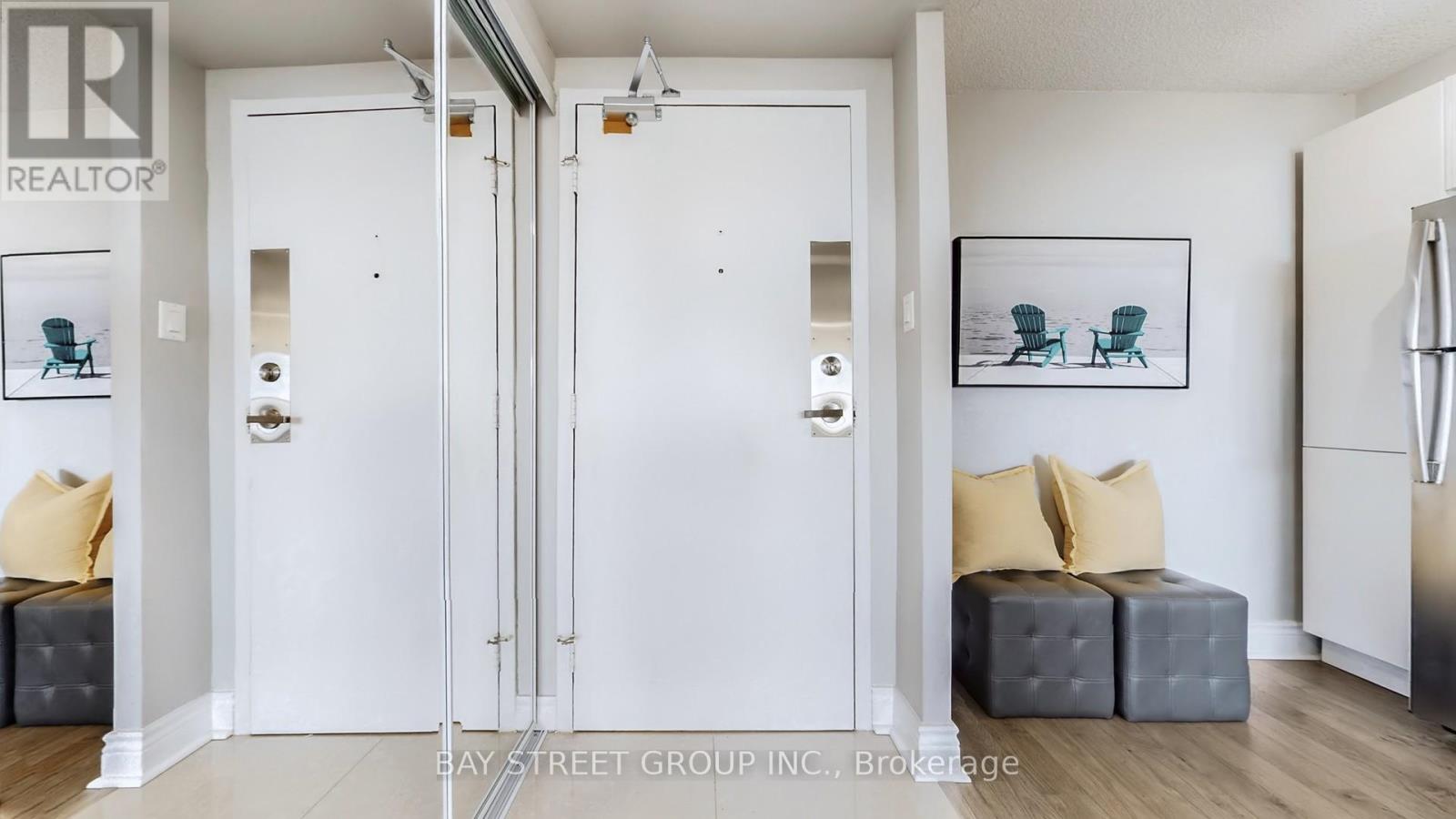 711 - 45 Sunrise Avenue, Toronto, Ontario  M4A 2S3 - Photo 3 - C12431434