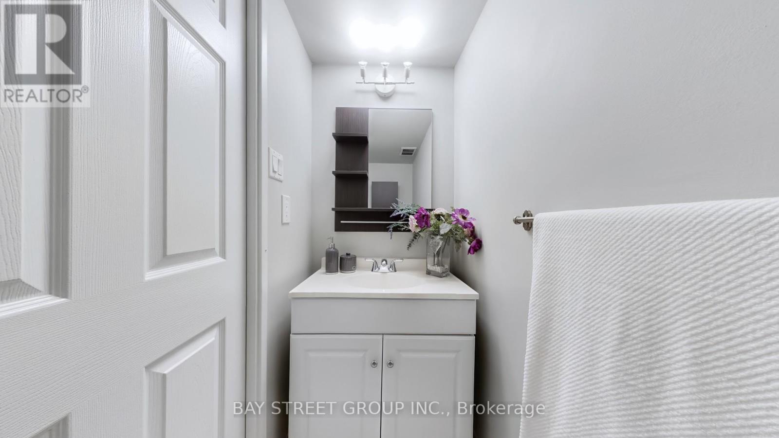 711 - 45 Sunrise Avenue, Toronto, Ontario  M4A 2S3 - Photo 18 - C12431434