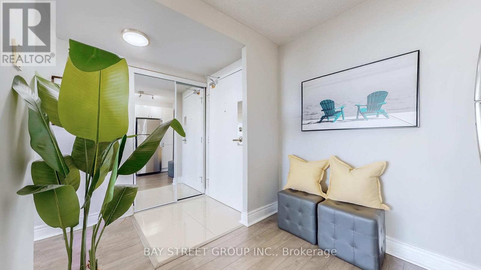 711 - 45 Sunrise Avenue, Toronto, Ontario  M4A 2S3 - Photo 4 - C12431434