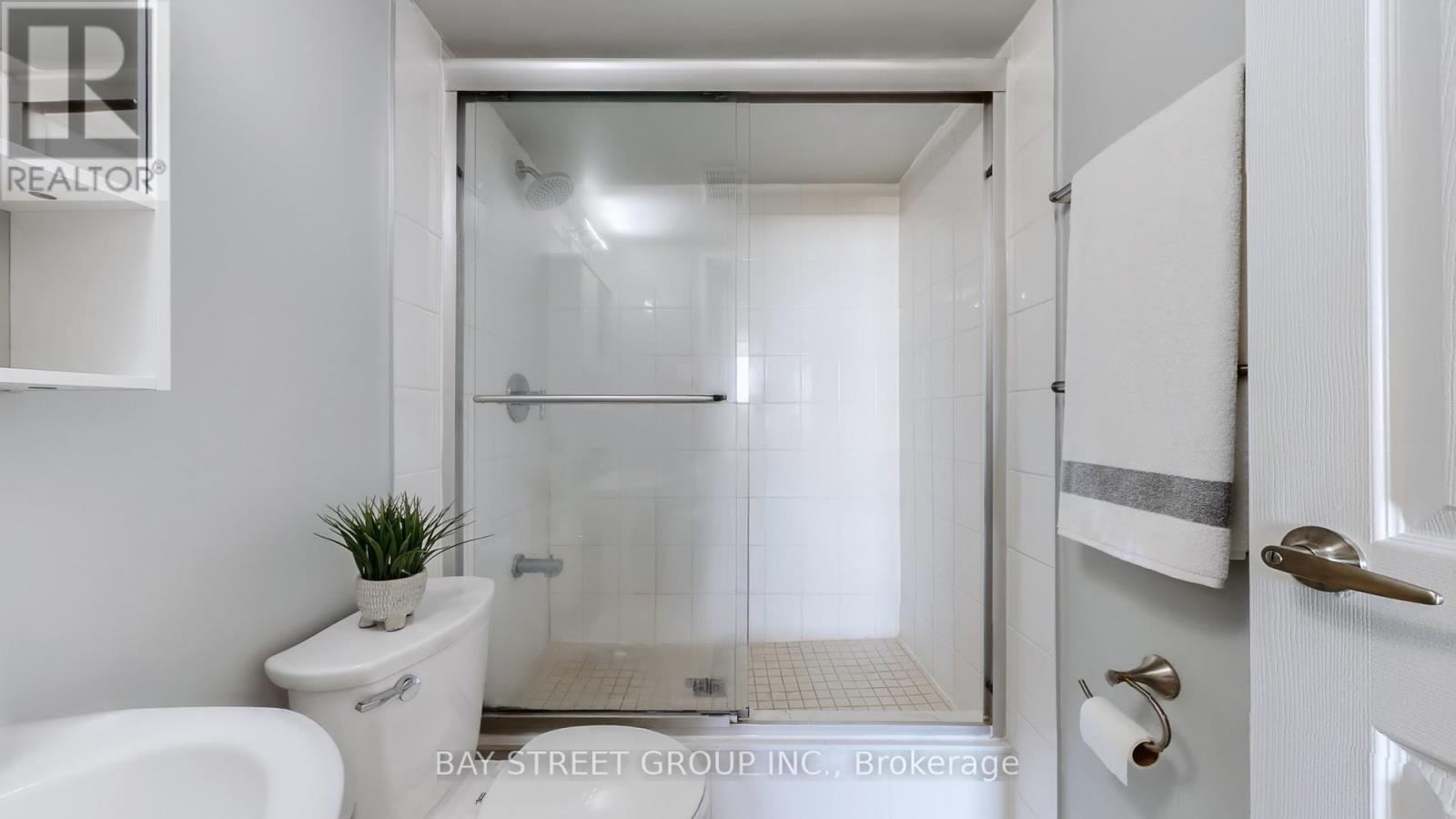 711 - 45 Sunrise Avenue, Toronto, Ontario  M4A 2S3 - Photo 24 - C12431434